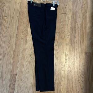 NWT Banana Republic Classic Sloan Navy pant. Size 8.